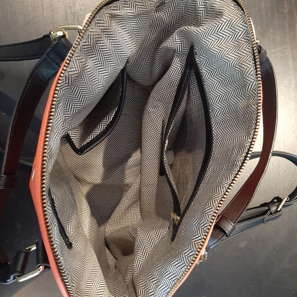 Handbag - Picture 3 of 7